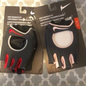 NWT!! Nike Women’s Training Gloves